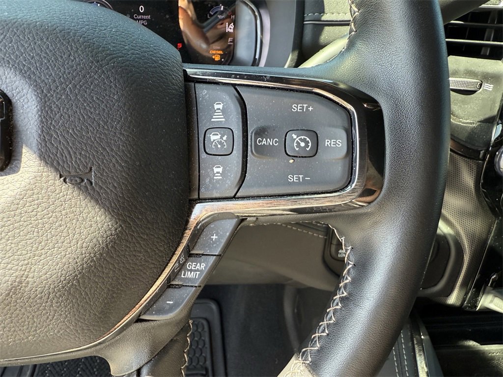 Used 2024 RAM 3500 Limited image 15