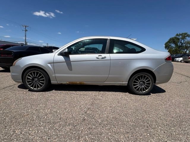 Used 2009 Ford Focus SES FWD image 2