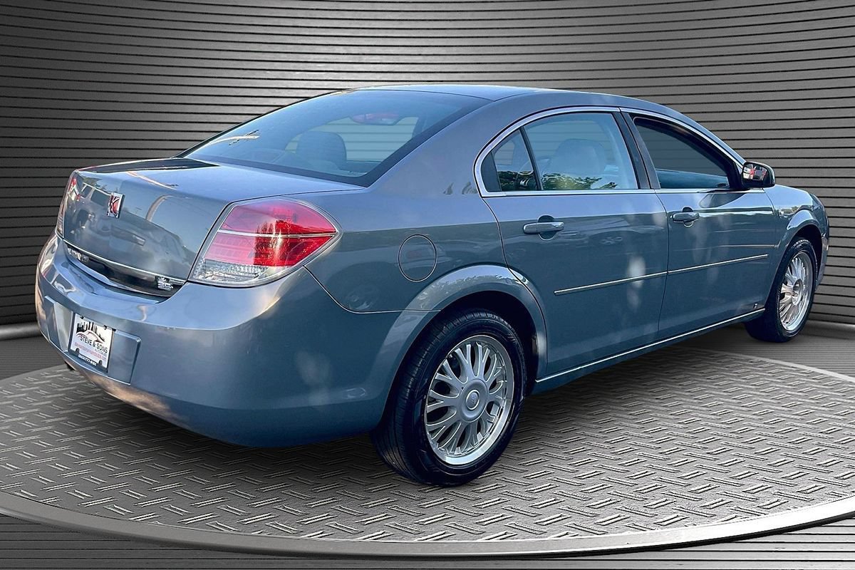 Used 2008 Saturn Aura XE FWD image 6