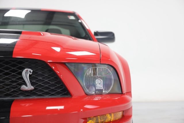 Used 2008 Ford Mustang Shelby GT500 RWD image 3