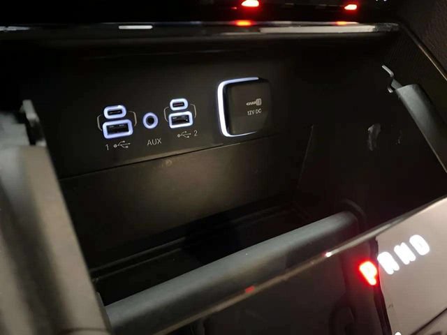 Used 2024 Jeep Grand Cherokee Laredo RWD image 47