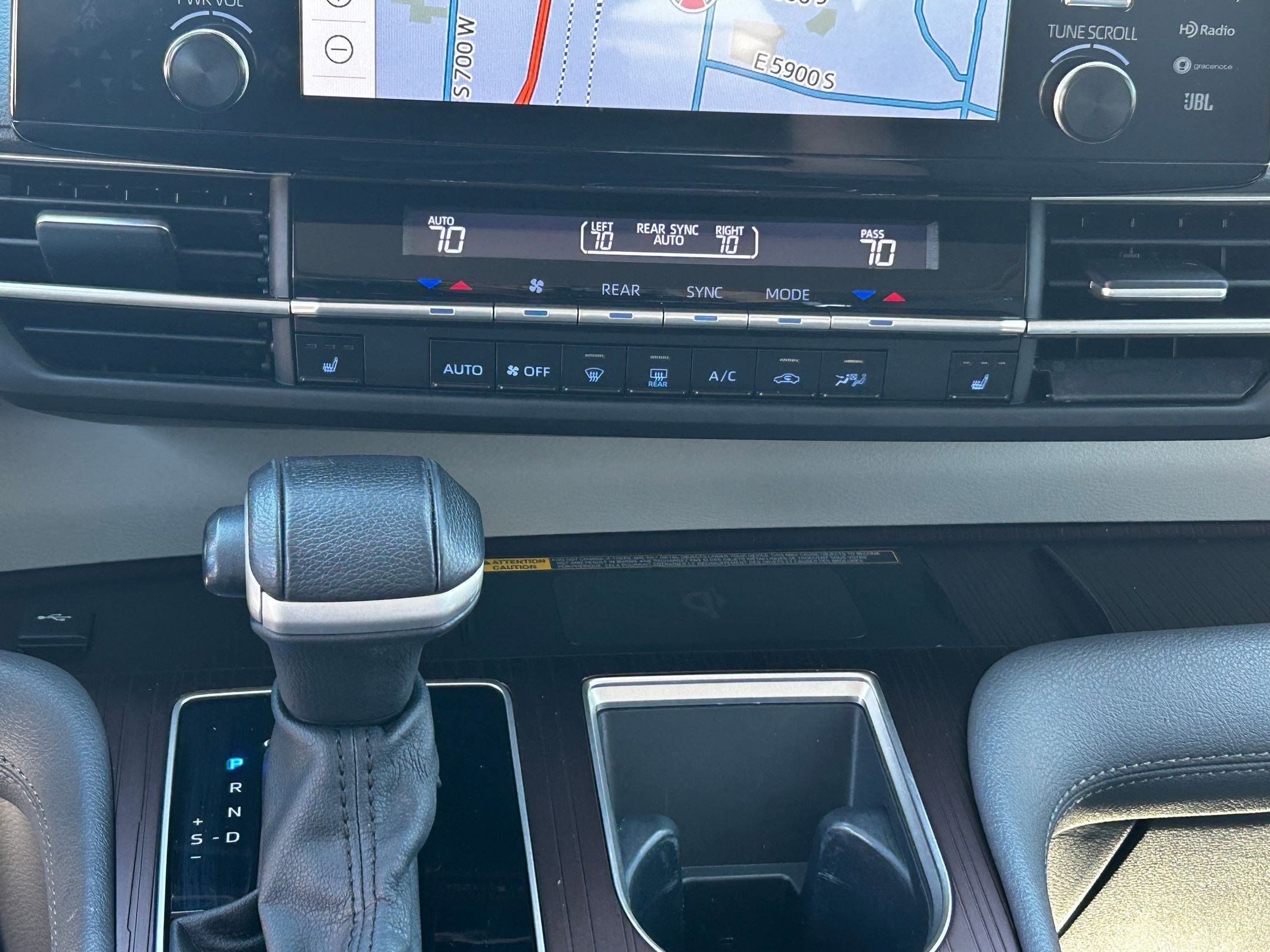 Certified 2023 Toyota Sienna XLE w/ XLE Plus Package image 23