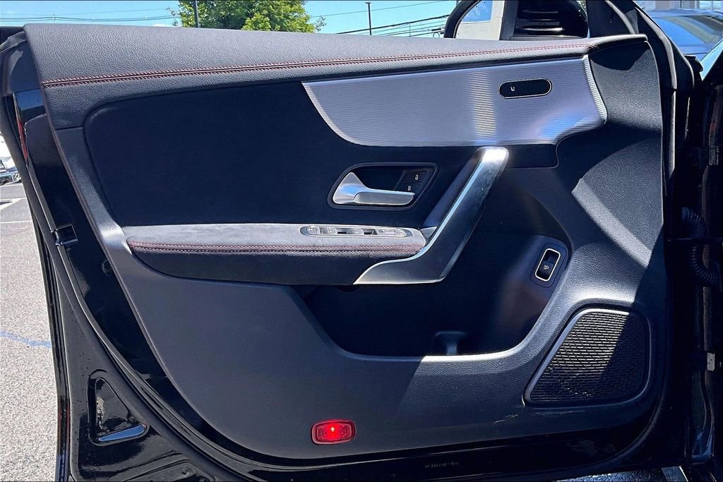Certified 2022 Mercedes-Benz CLA 250 4MATIC image 18