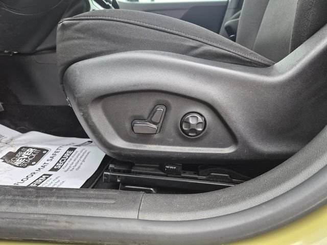 Used 2015 Jeep Renegade Latitude w/ Popular Equipment Group AWD/4WD image 15