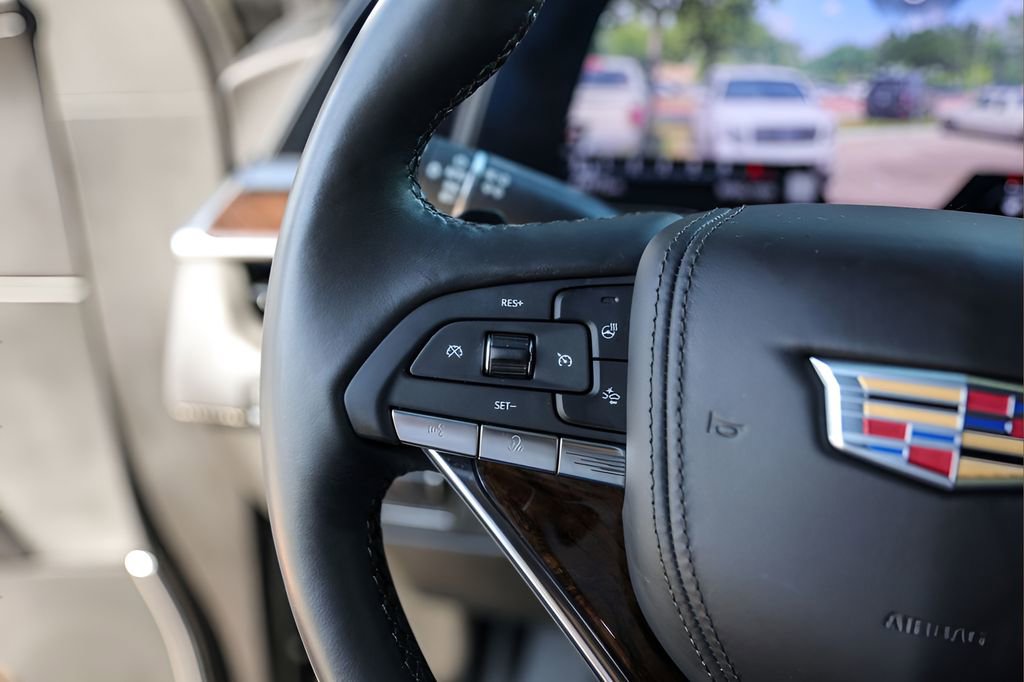 Used 2023 Cadillac Escalade Sport Platinum RWD image 14