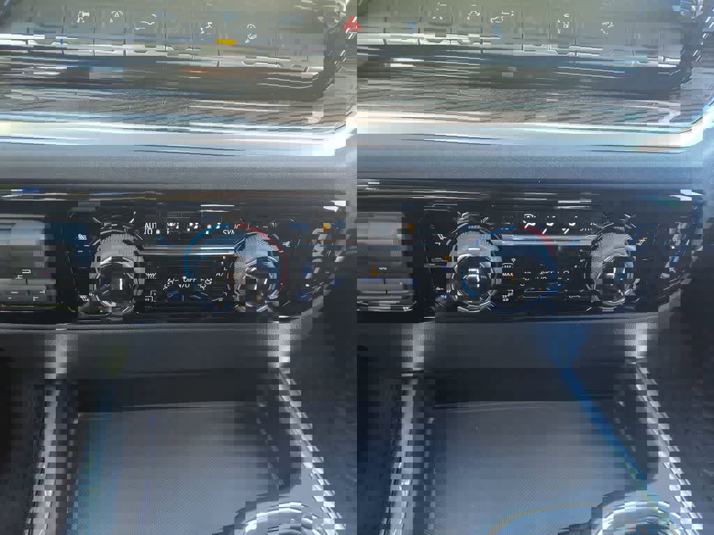 Used 2025 Chevrolet Silverado 1500 LT Trail Boss w/ Protection Package image 19