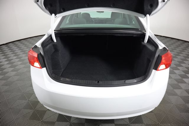 Used 2015 Chevrolet Impala LT FWD image 42