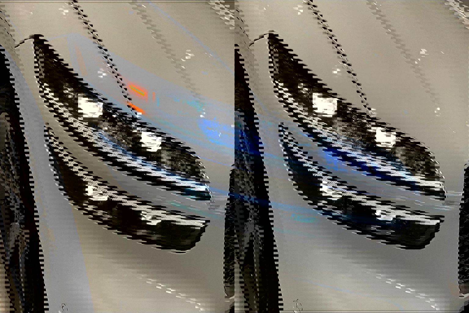 Used 2025 Genesis GV70 3.5T Sport w/ Sport Advanced Package image 32