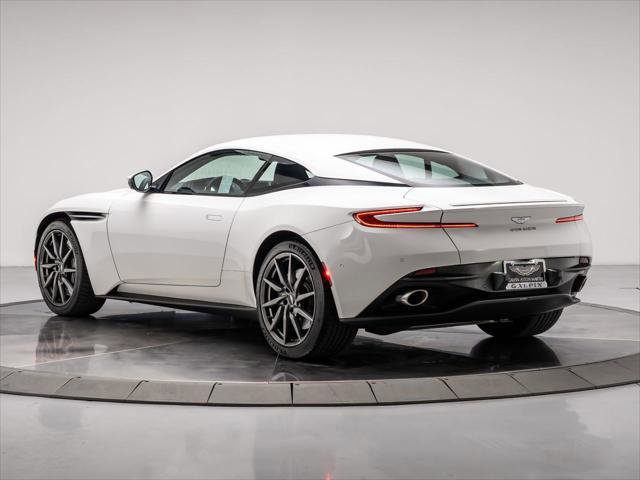 Used 2019 Aston Martin DB11 Base image 2