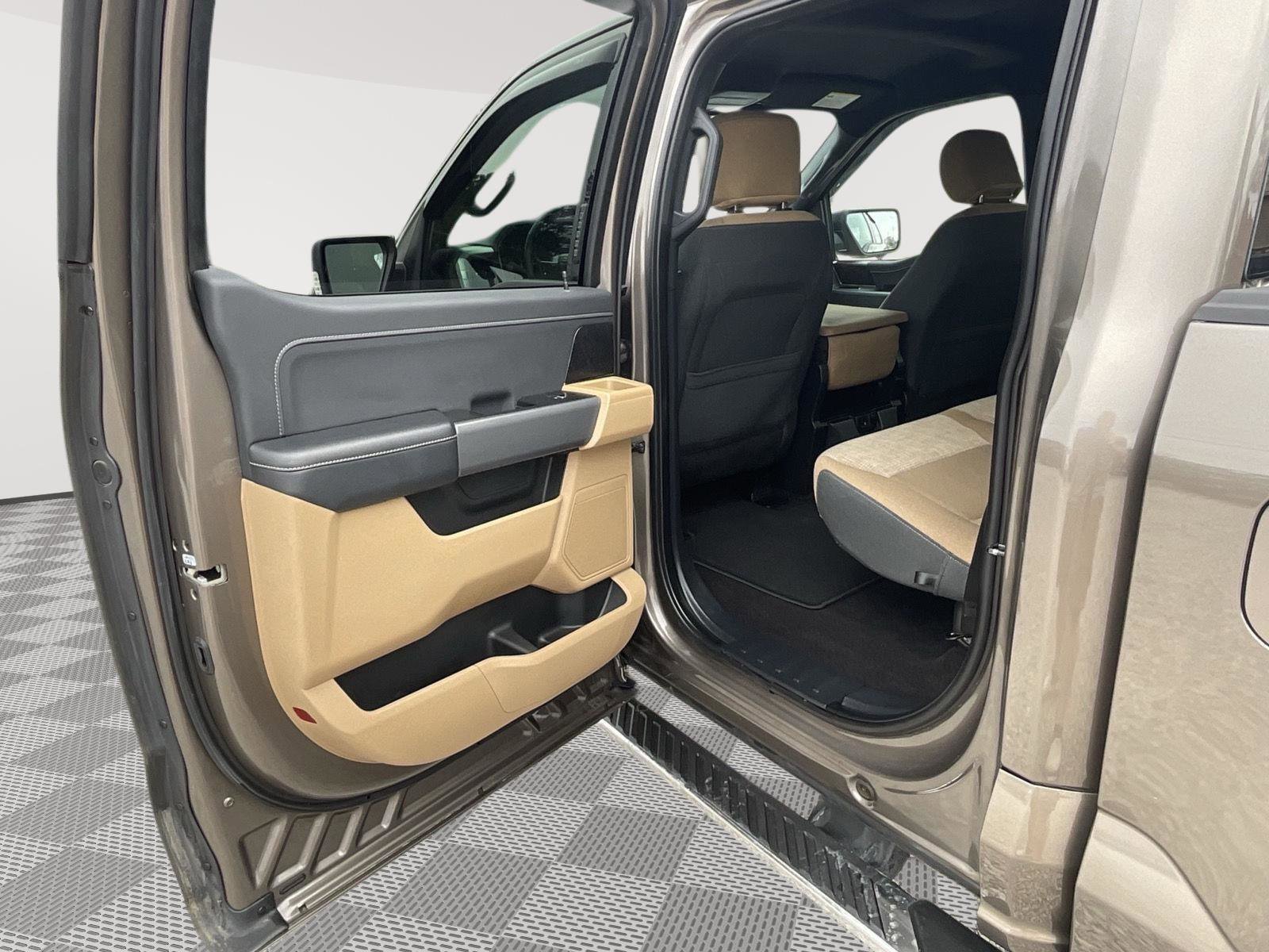 Used 2021 Ford F150 XLT w/ Equipment Group 302A High image 18