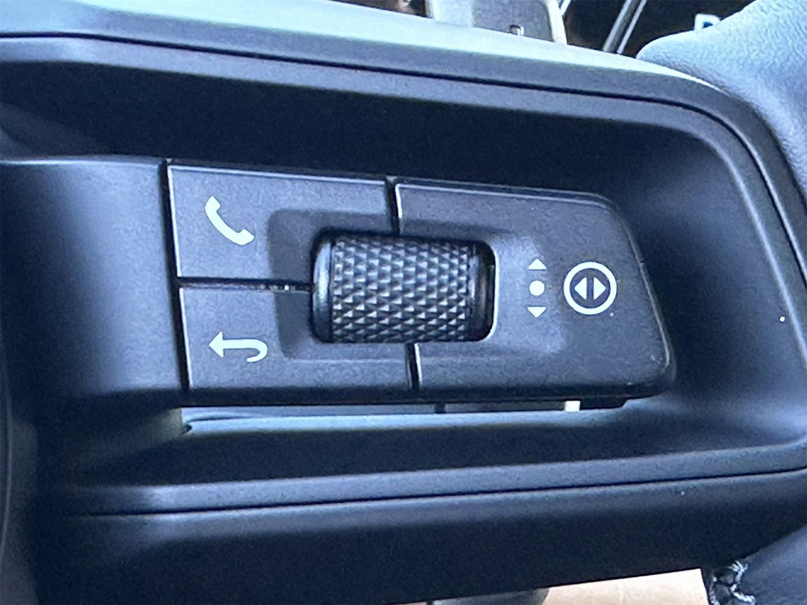 New 2026 Porsche Cayenne Coupe image 26