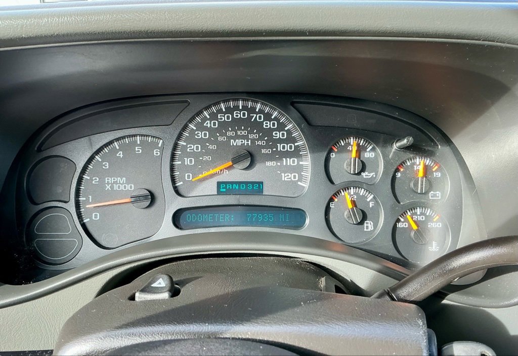 Used 2005 Chevrolet Avalanche Z66 w/ Sun And Sound Package image 35