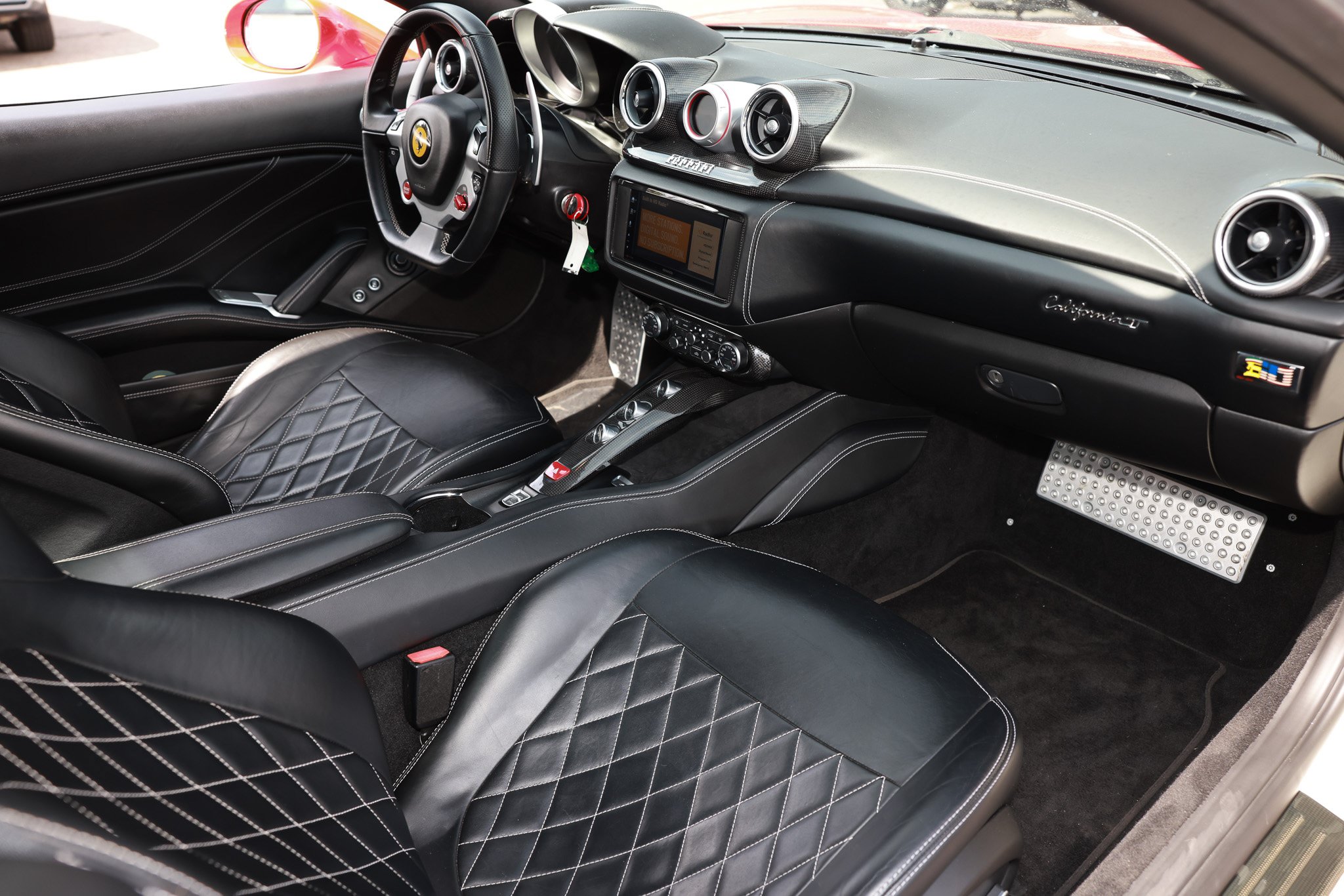 Used 2015 Ferrari California T RWD image 23