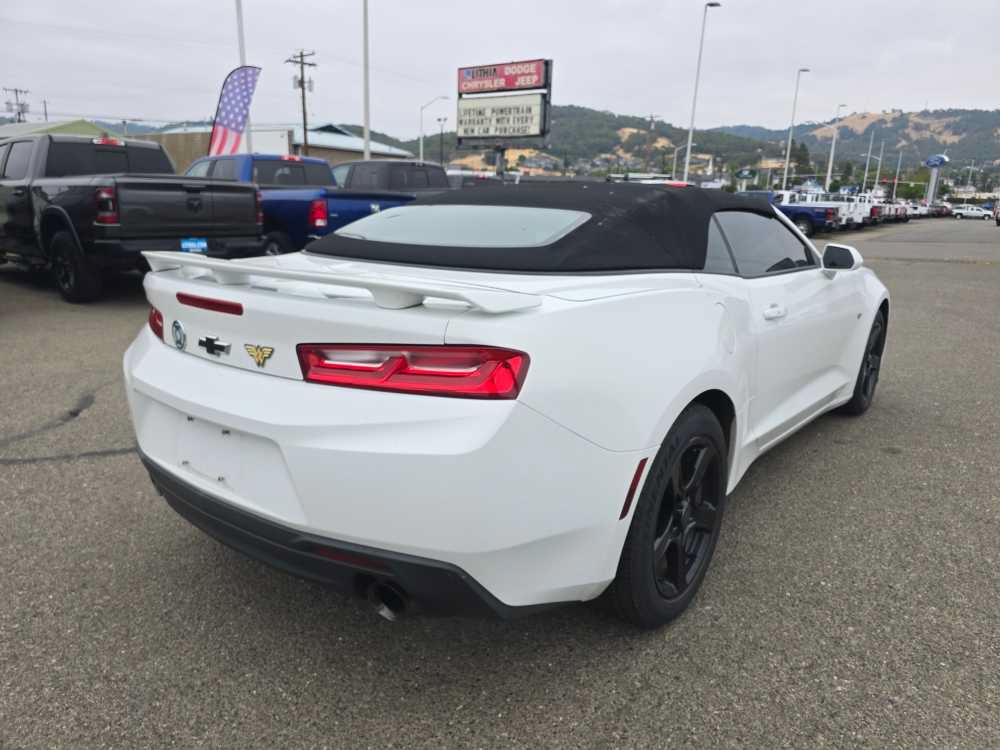 Used 2016 Chevrolet Camaro LT RWD image 17