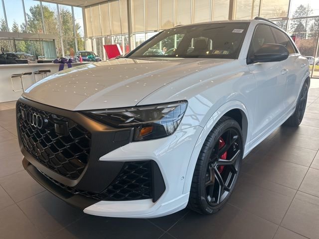 New 2026 Audi RS Q8 performance image 3