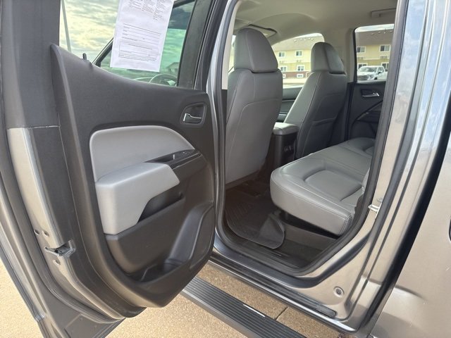 Used 2018 Chevrolet Colorado LT w/ Luxury Package, Chrome image 39