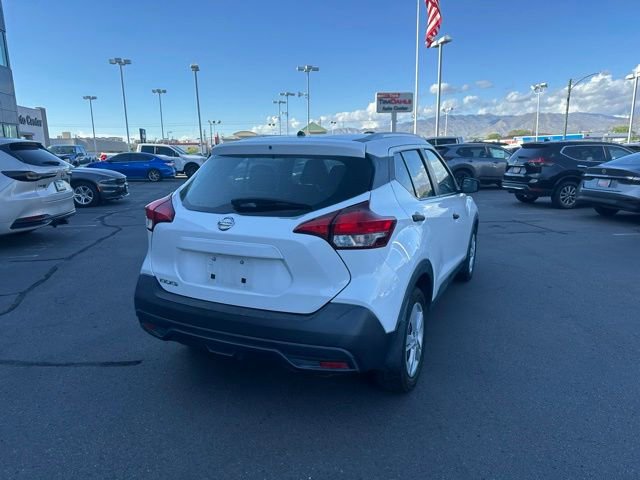 Used 2018 Nissan Kicks S FWD image 11