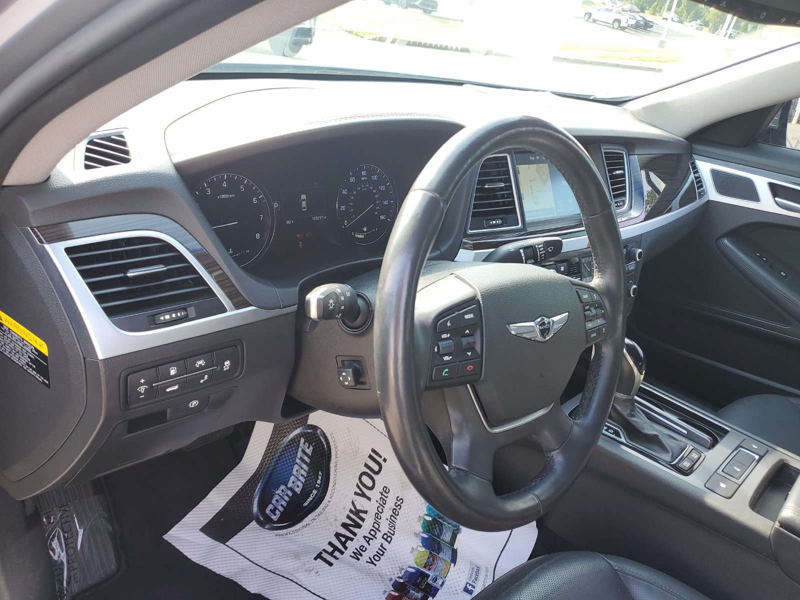 Used 2017 Genesis G80 3.8 AWD/4WD image 20