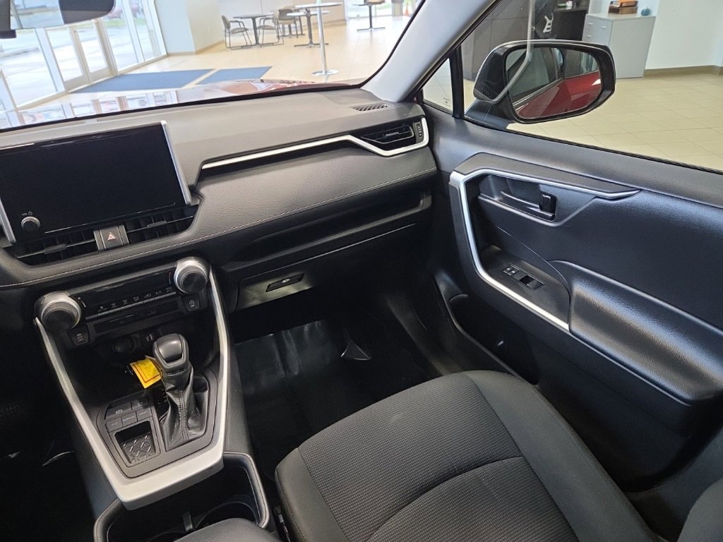 Used 2024 Toyota RAV4 LE image 18