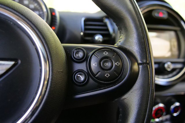 Used 2017 MINI Cooper Clubman S image 16