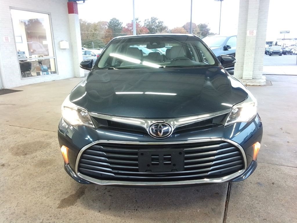 Used 2017 Toyota Avalon XLE Premium w/ All Weather Liner Package image 2