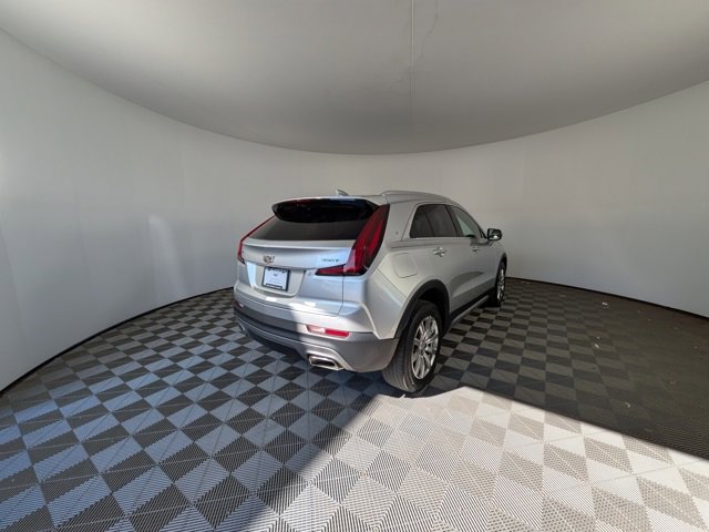 Certified 2022 Cadillac XT4 Premium Luxury w/ Enhanced Visibility Package image 3