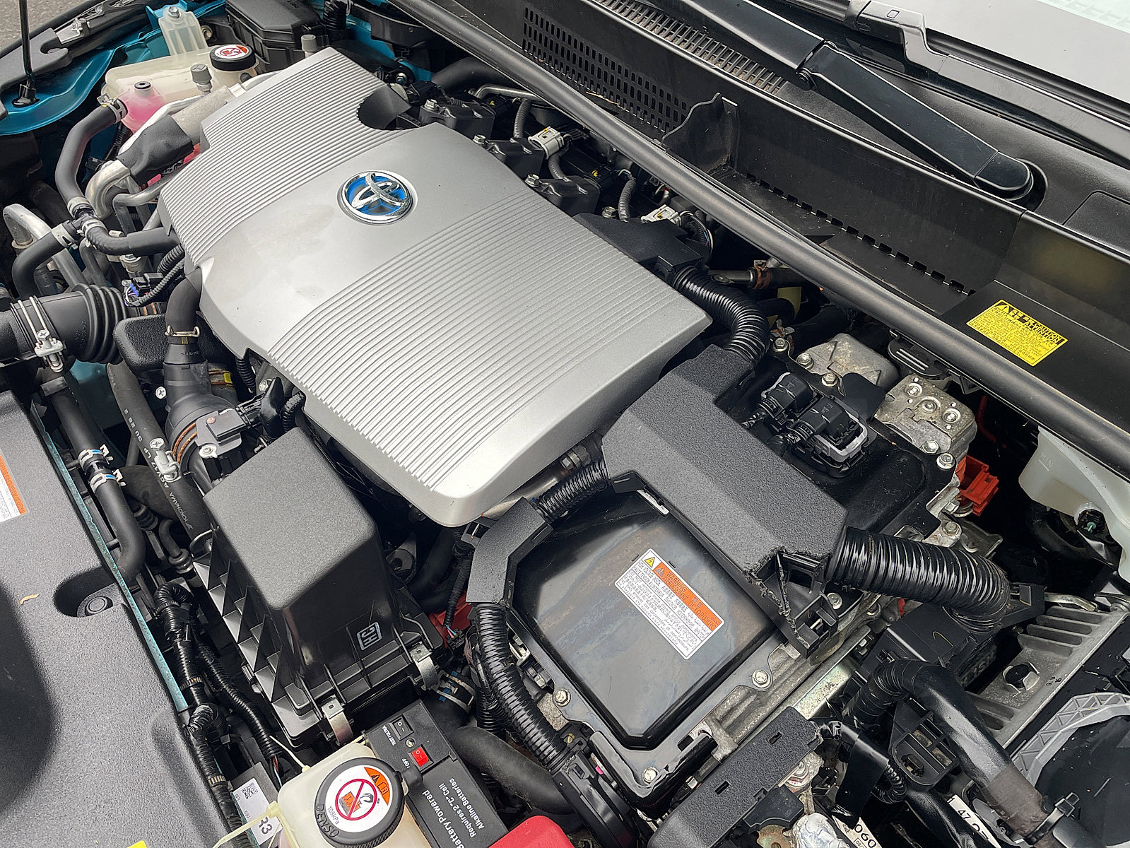 Used 2017 Toyota Prius Prime Premium image 16