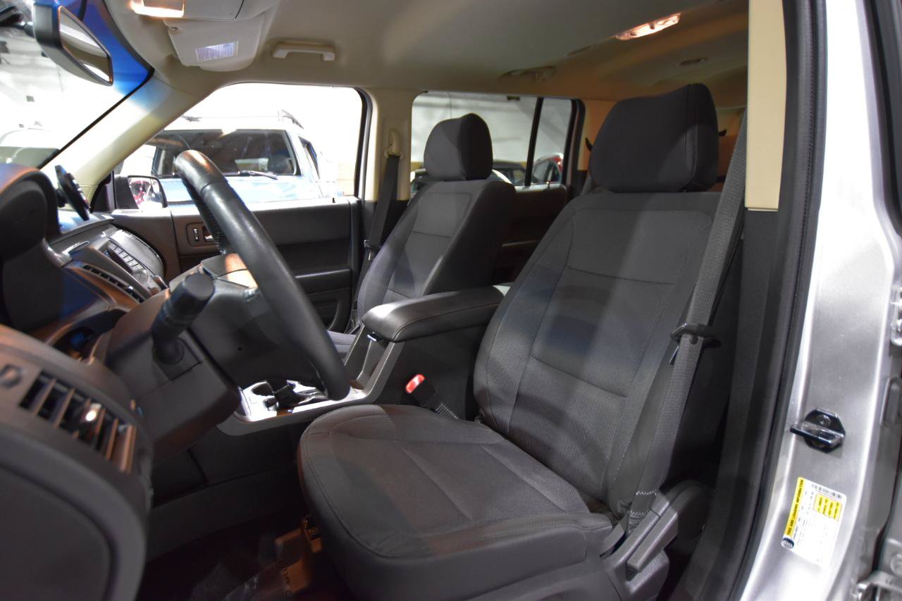 Used 2019 Ford Flex SE FWD image 26