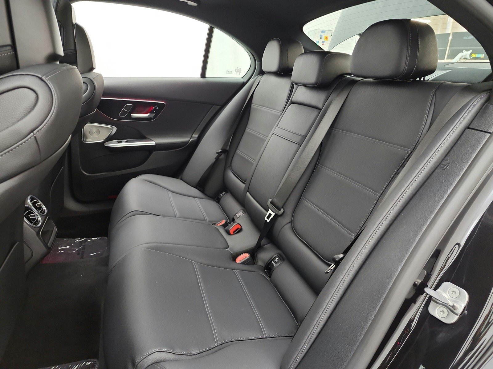 Used 2024 Mercedes-Benz C 300 Sedan image 15