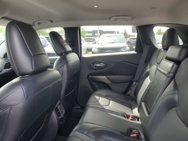 Used 2019 Jeep Cherokee Limited AWD/4WD image 10