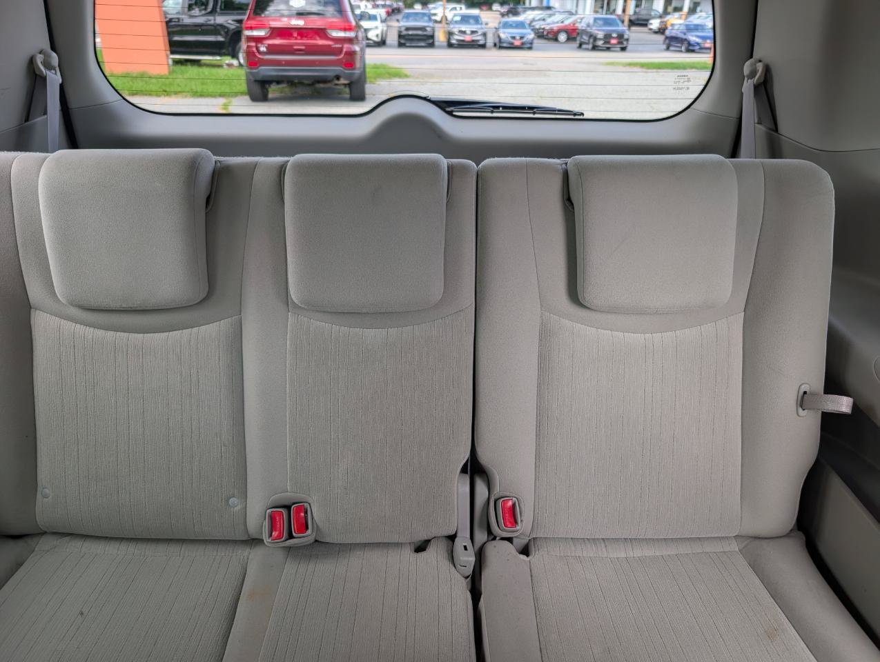 Used 2017 Nissan Quest SV FWD image 31