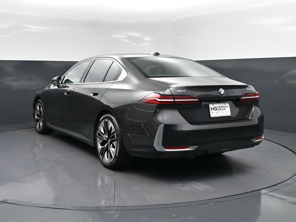 Certified 2024 BMW 530i xDrive image 5