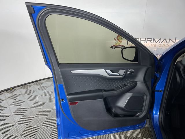 Used 2020 Ford Escape SEL image 34