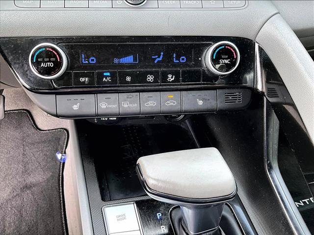 Used 2023 Hyundai Elantra SEL w/ Convenience Package FWD image 24