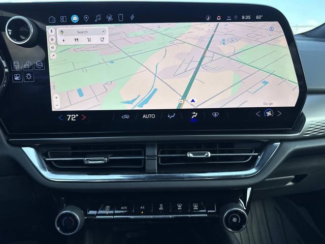 Used 2025 Chevrolet Equinox EV LT image 18