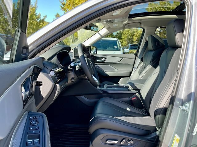 New 2026 Acura MDX w/ Technology Package FWD image 8