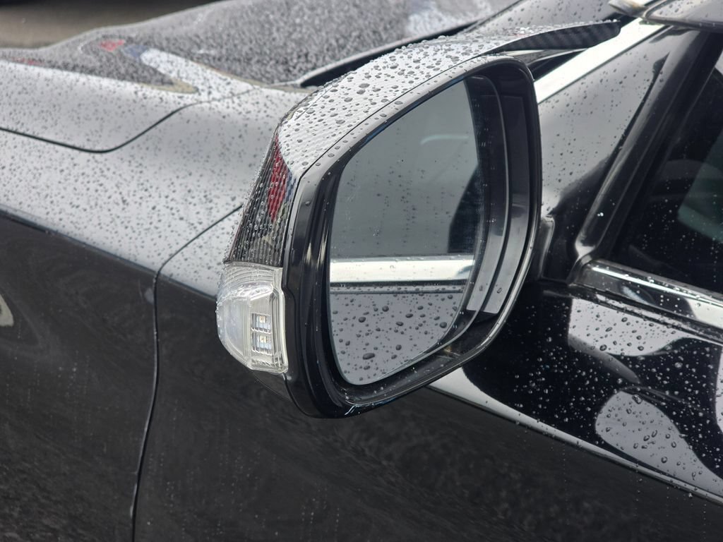 Used 2022 INFINITI Q50 Luxe w/ Cargo Package RWD image 12