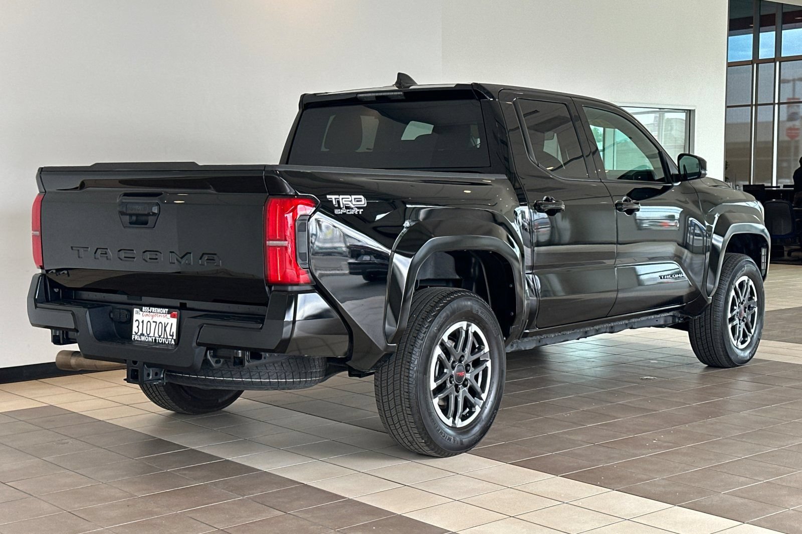 Certified 2026 Toyota Tacoma TRD Sport AWD/4WD image 4