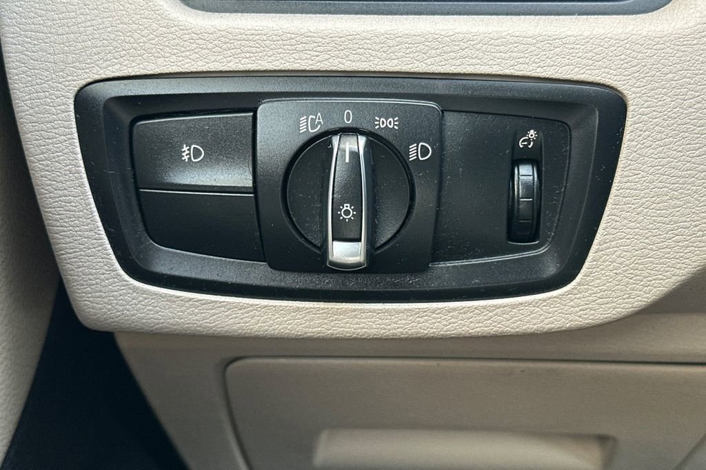 Used 2018 BMW X1 xDrive28i w/ Convenience Package image 31