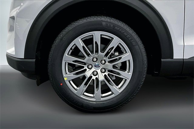 New 2026 Ford Explorer Active w/ Active Comfort Package image 13