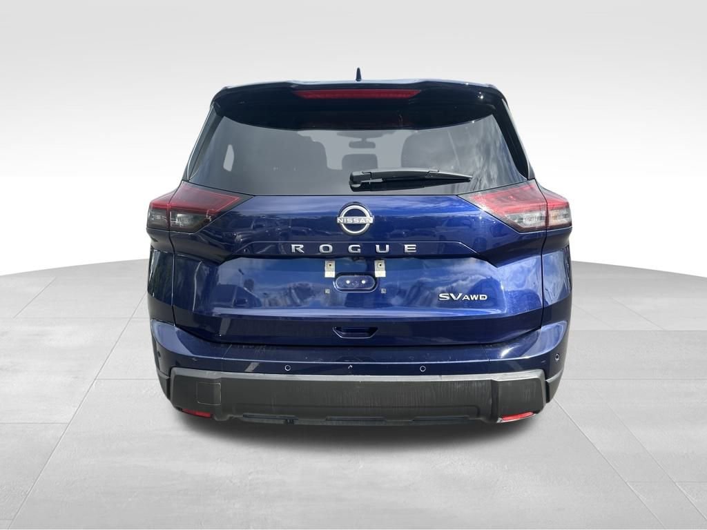 Used 2024 Nissan Rogue SV image 6