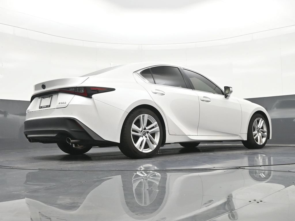Used 2023 Lexus IS 300 w/ Comfort Package RWD image 27