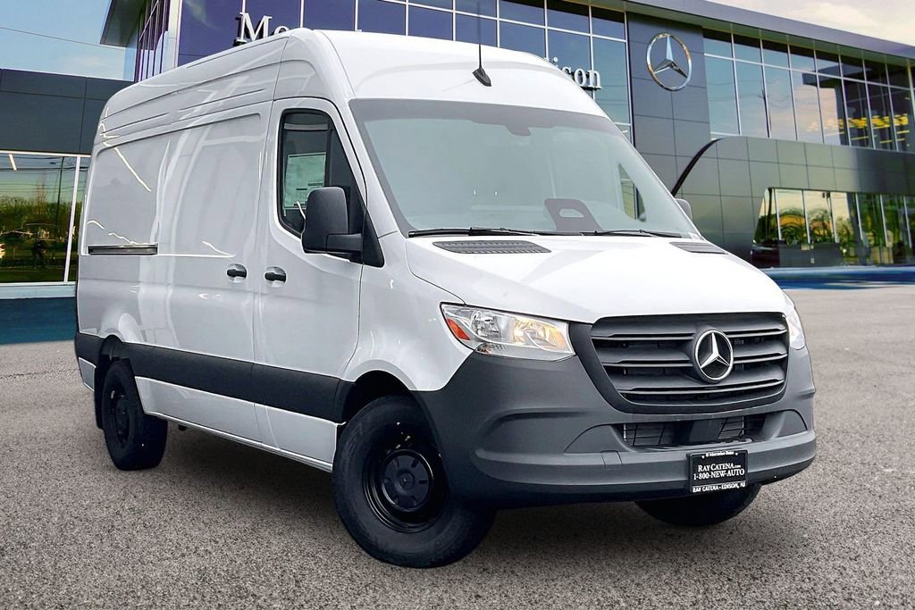 New 2025 Mercedes-Benz Sprinter 2500 image 1
