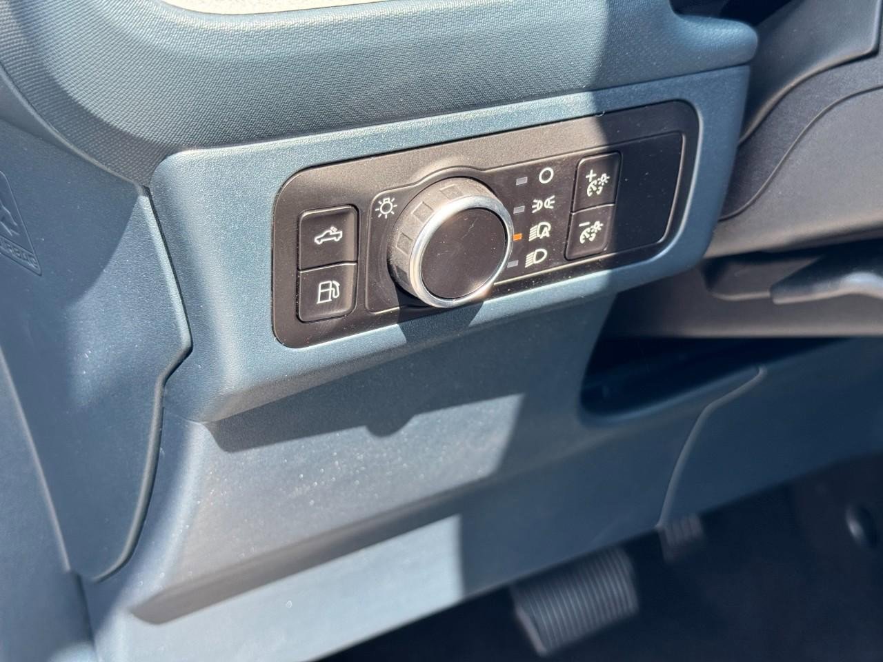 New 2025 Ford Maverick XLT w/ XLT Luxury Package image 12