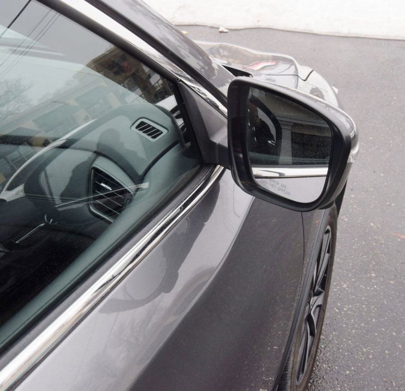 Used 2018 Nissan Rogue SL w/ Premium Package image 12