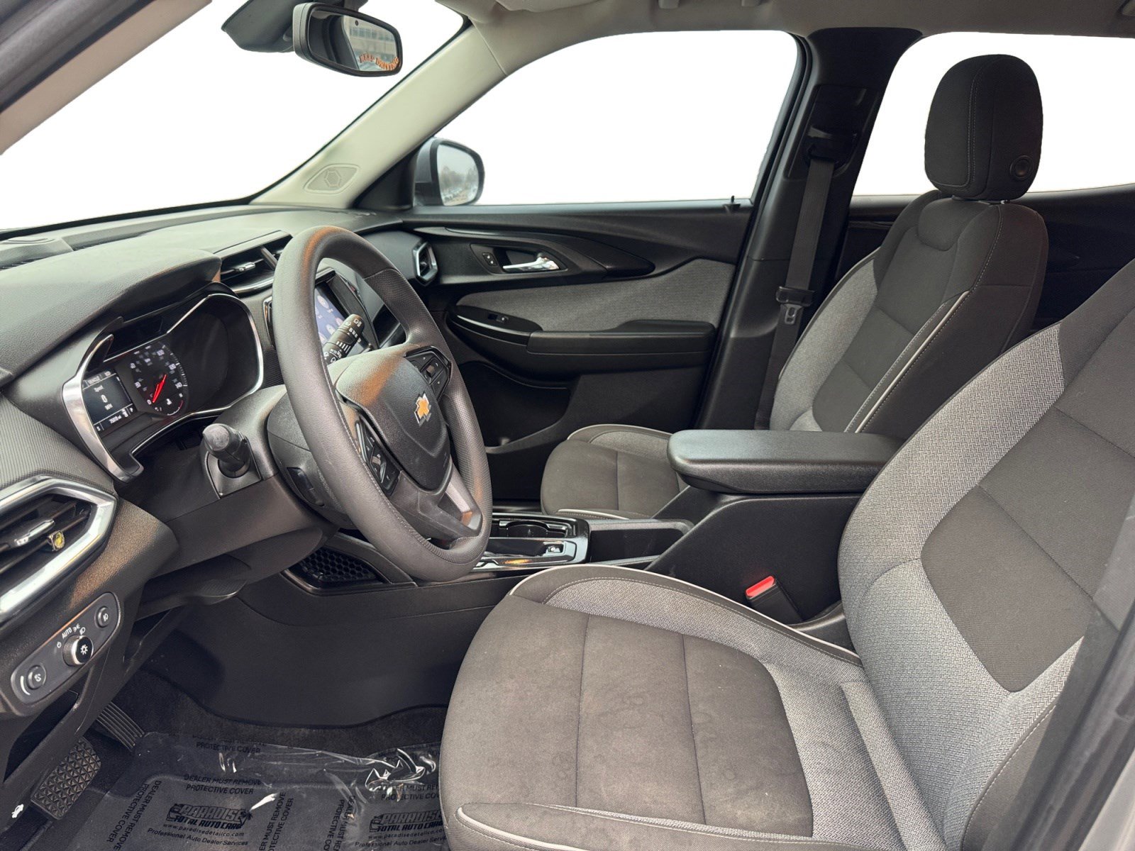 Used 2023 Chevrolet TrailBlazer LT w/ Convenience Package image 9