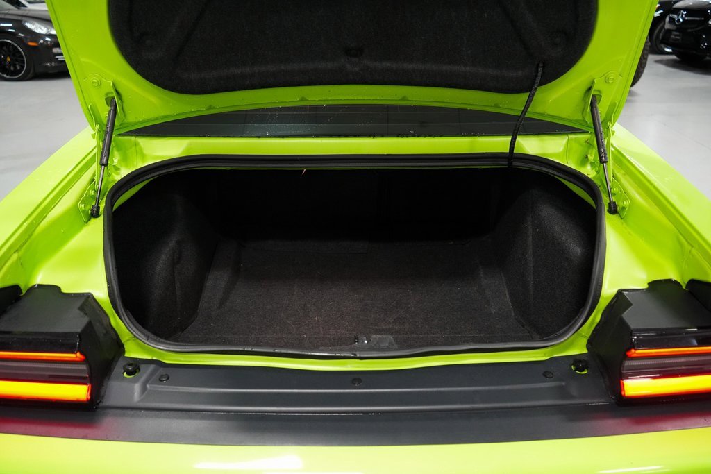 Used 2015 Dodge Challenger SRT Hellcat image 10