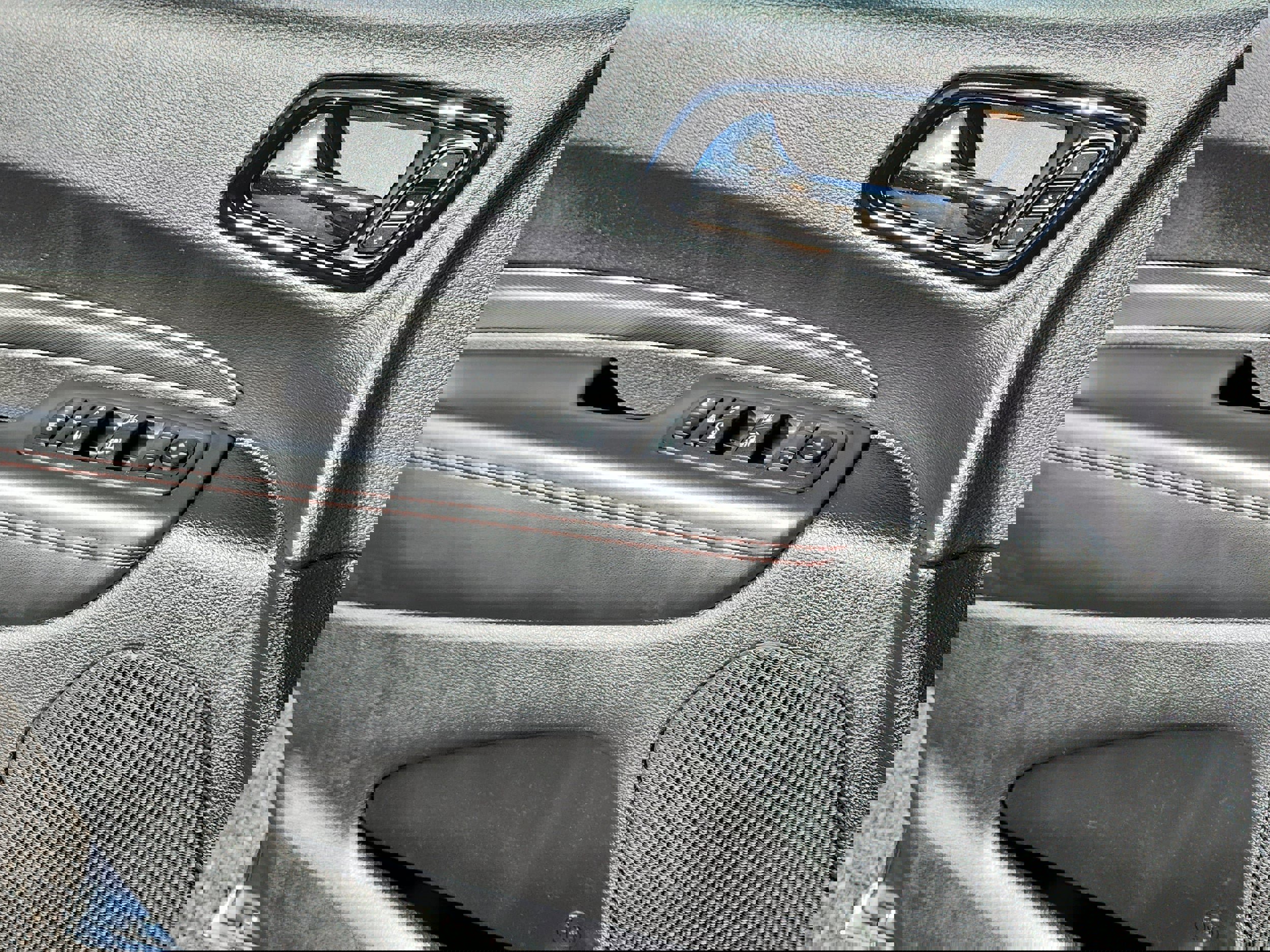 Used 2024 Dodge Durango GT image 8