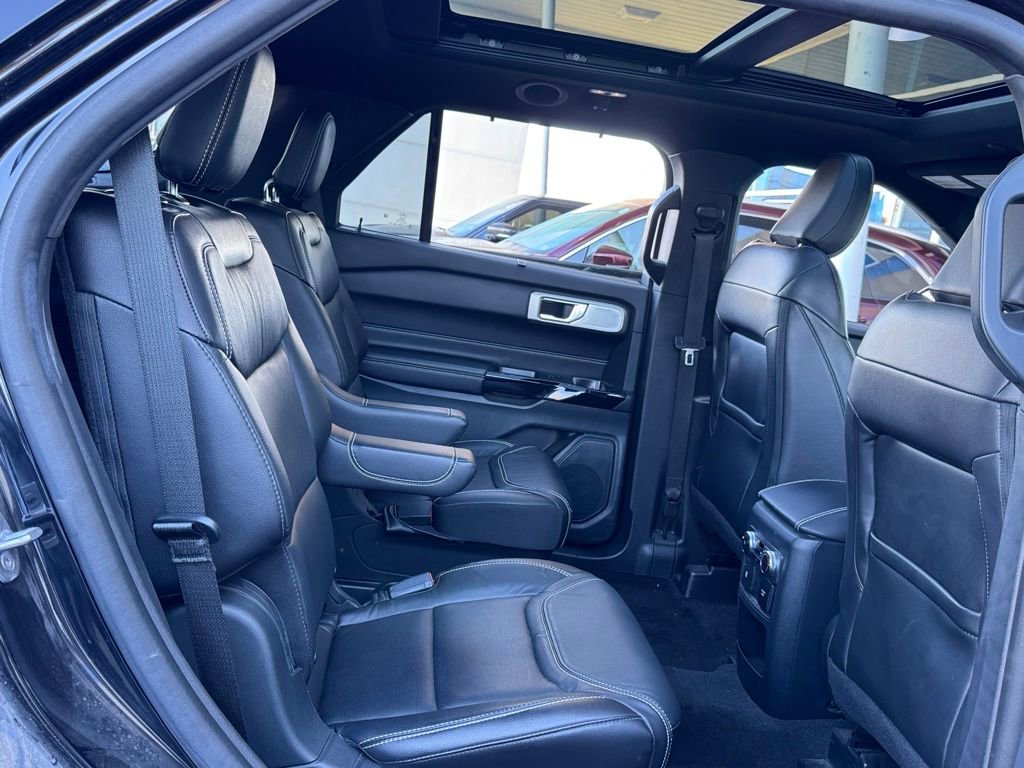 Used 2021 Ford Explorer ST w/ Equipment Group 401A image 30