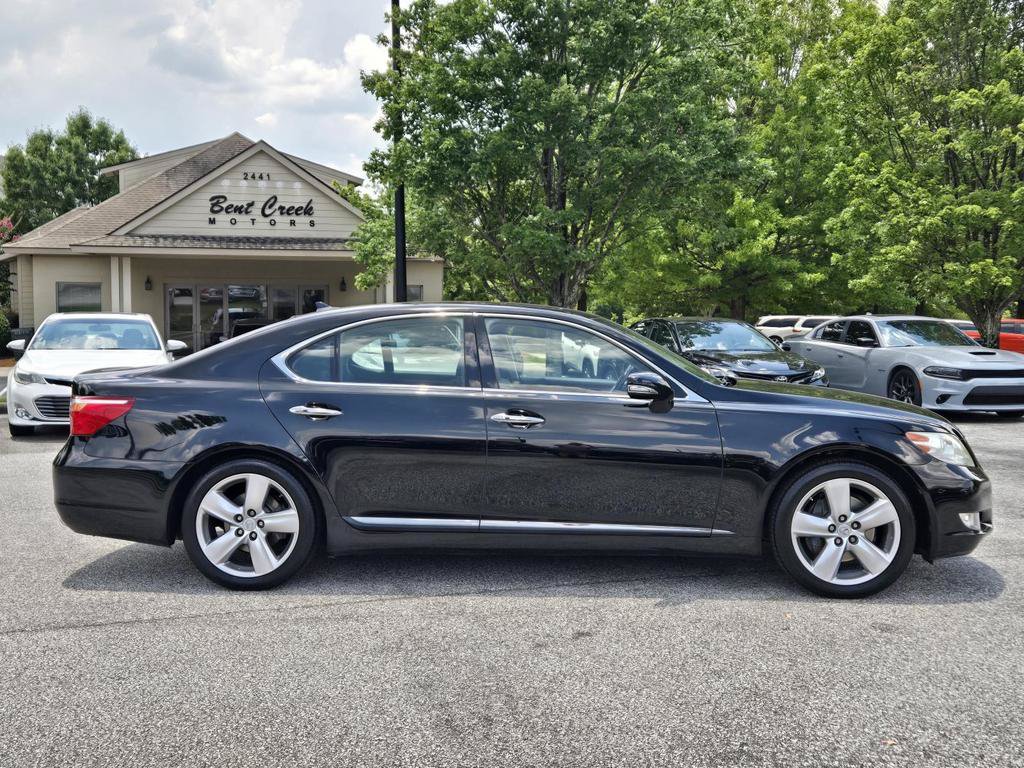 Used 2011 Lexus LS 460 w/ Comfort Pkg RWD image 6